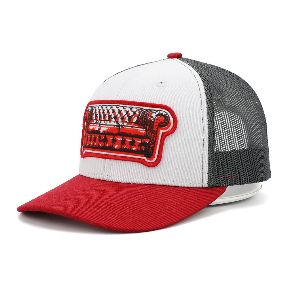 Cappello Trucker a 6 pannelli con tesa curva e patch intrecciata