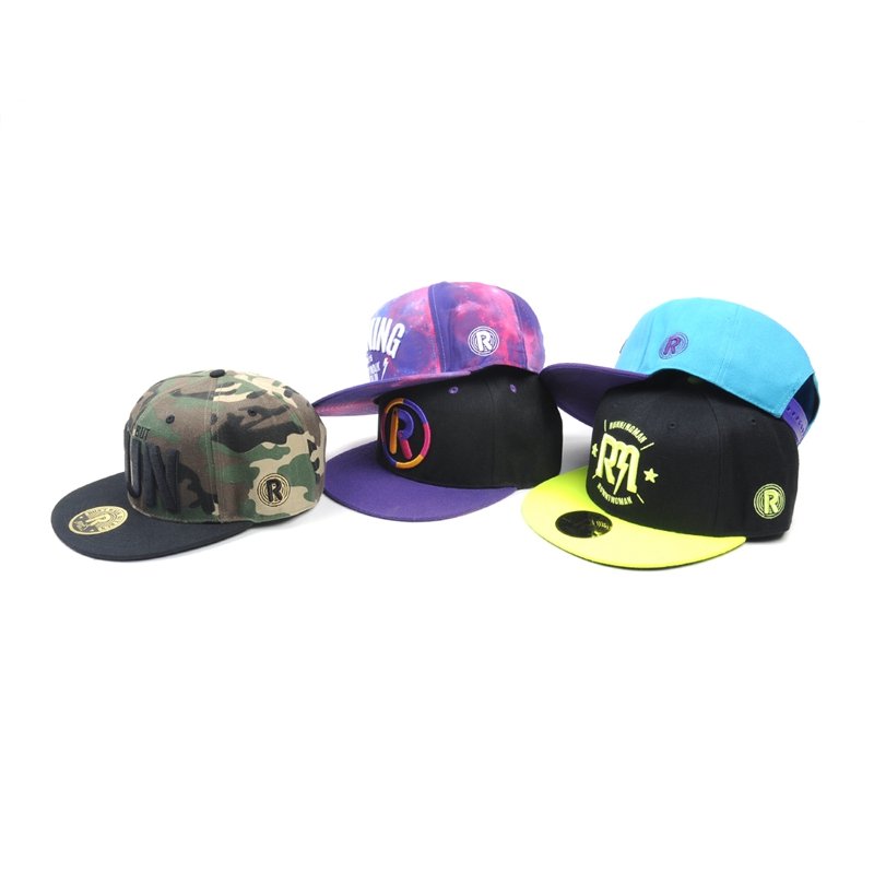 Vintage embroidered snapback flat bill hat – Image 3