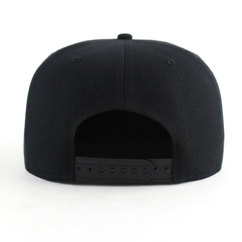 6 Panels Black 3D Embroidered Snap Back Caps - Bild 4
