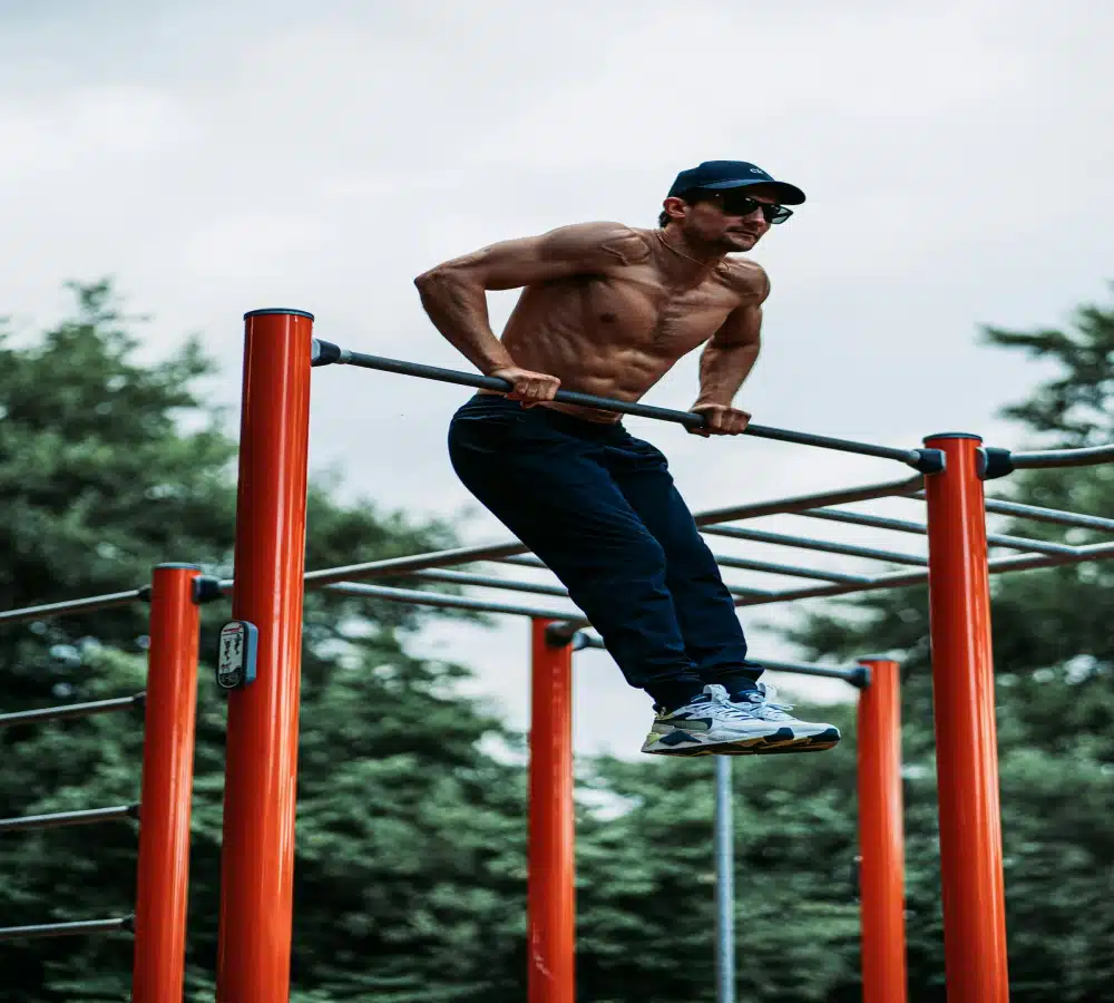Casquette sportive à cinq panneaux