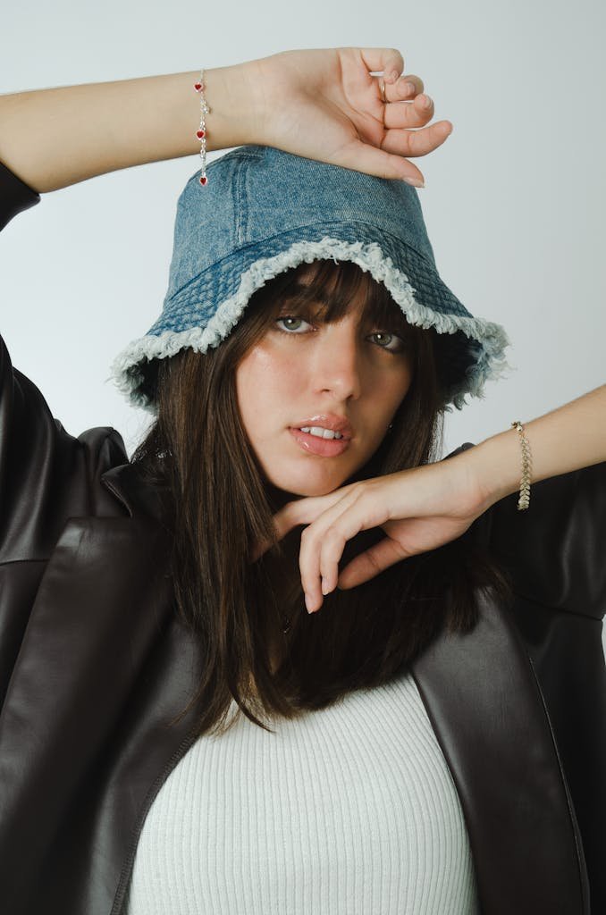 Bucket Hats for Long (Oblong) Faces