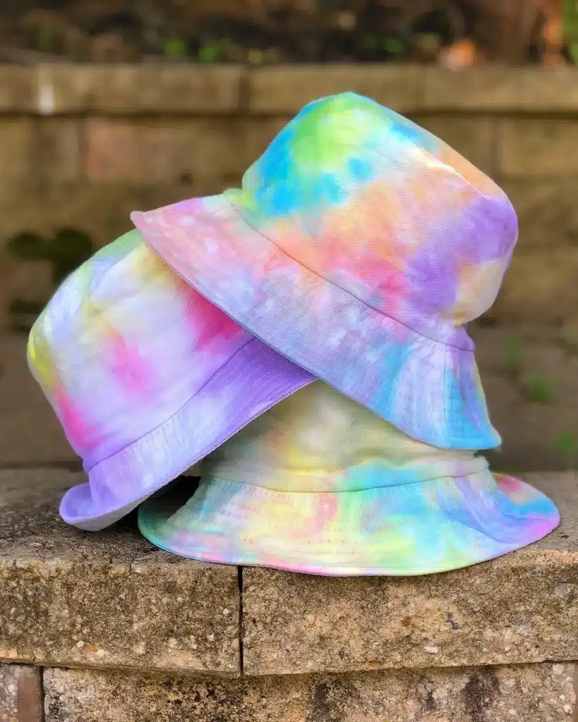 Tie-dye or ombré bucket hat1