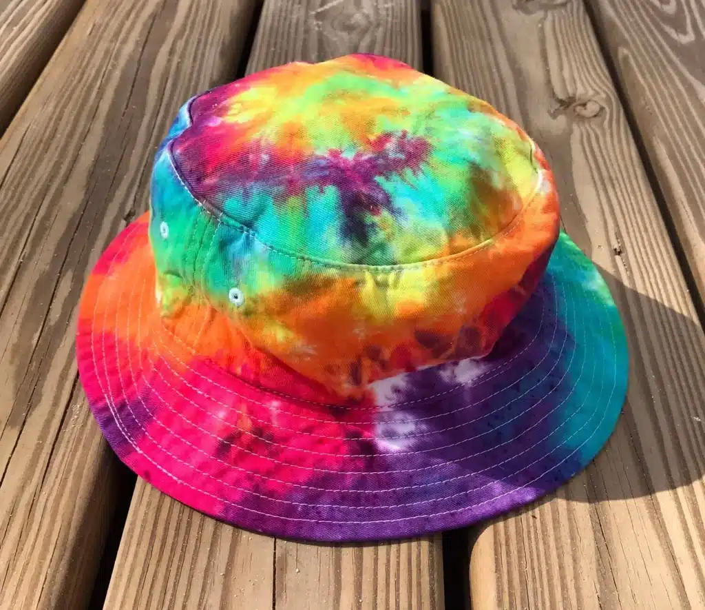 Tie-dye or ombré bucket hat3