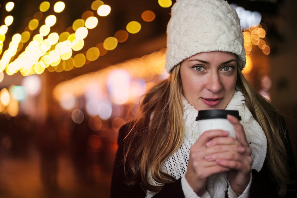 how to wear a knitted hat with long hair